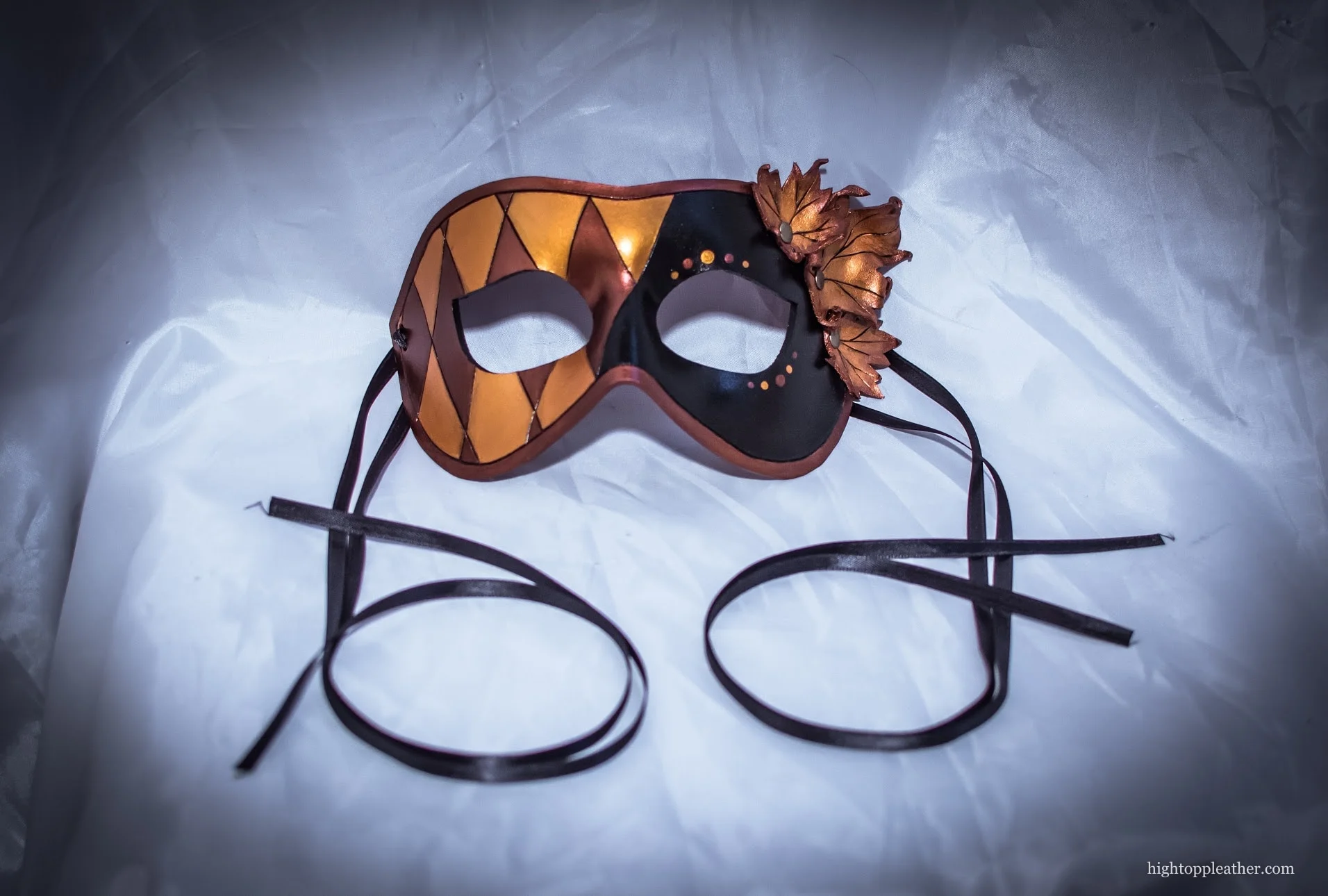 Carnival half-mask